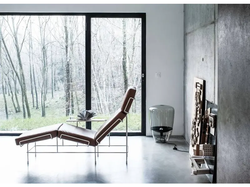 Traffic chaise longue