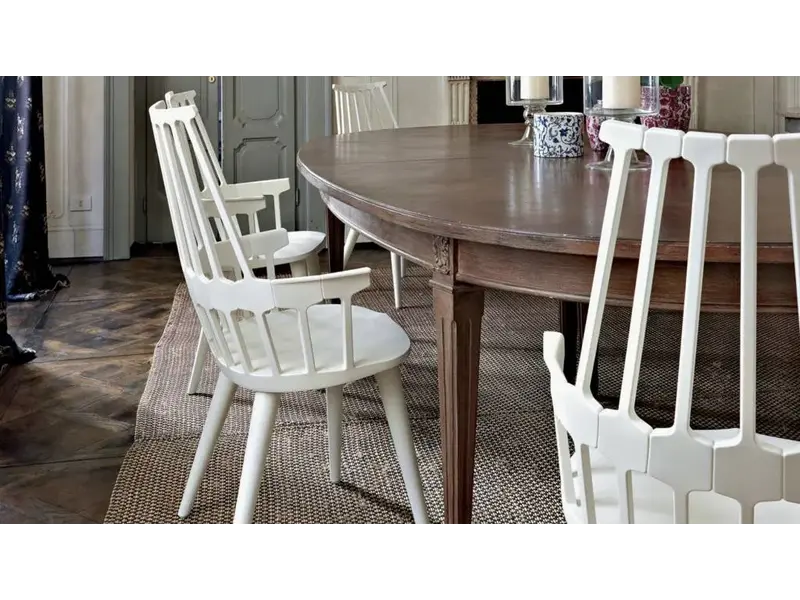 Comback chaise avec pieds en bois