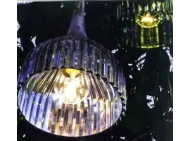 é hanglamp in  verschillende kleuren