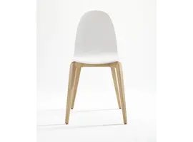 BOB chaises en bois