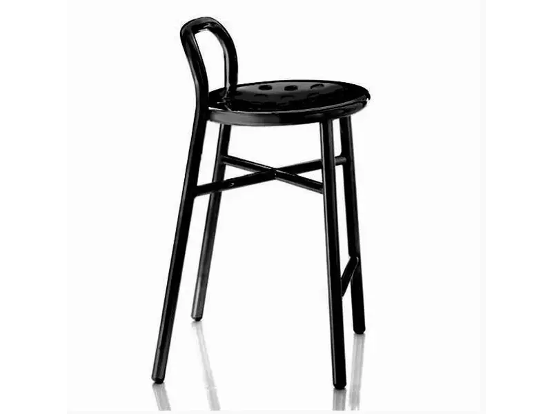 Magis Pipe stool tabouret