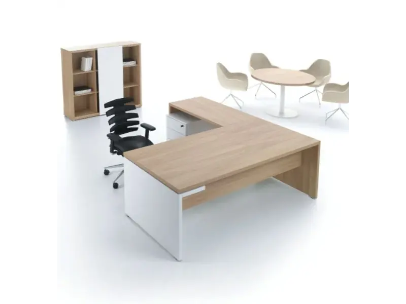 Mito bureau met aanbouw