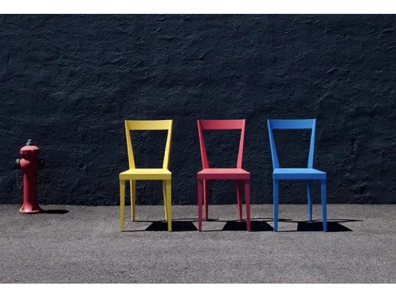 Livia chaise en hêtre laqué