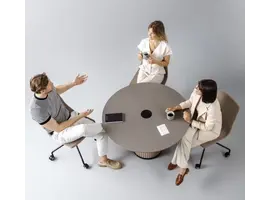 Narbutas  Parthos table ronde Parthos table ronde