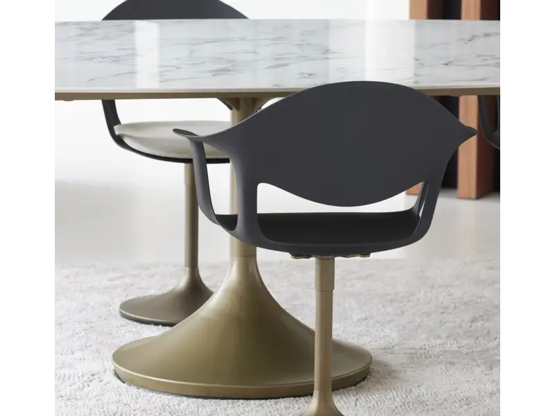 Central round tafel keramiek
