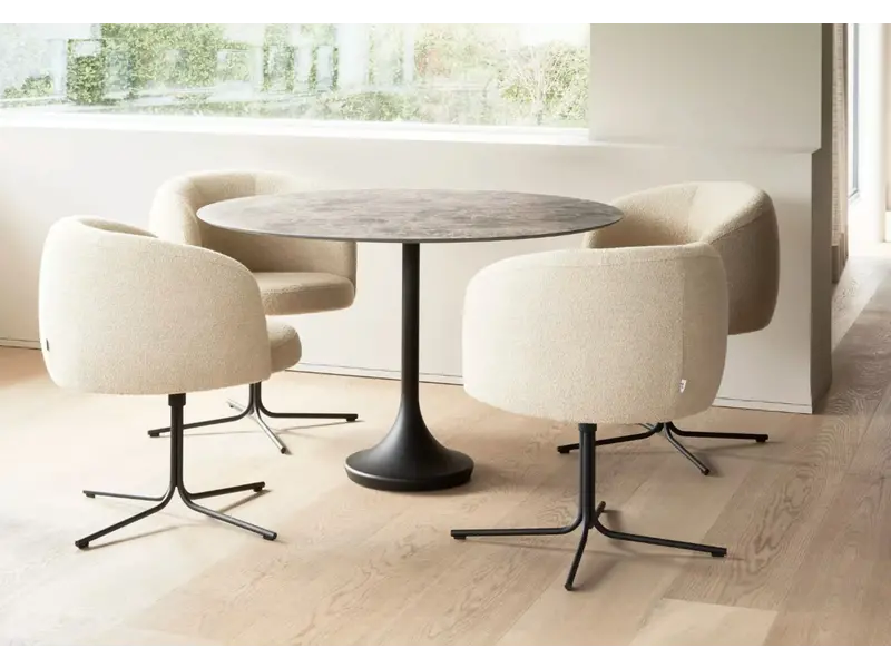 Central round tafel keramiek