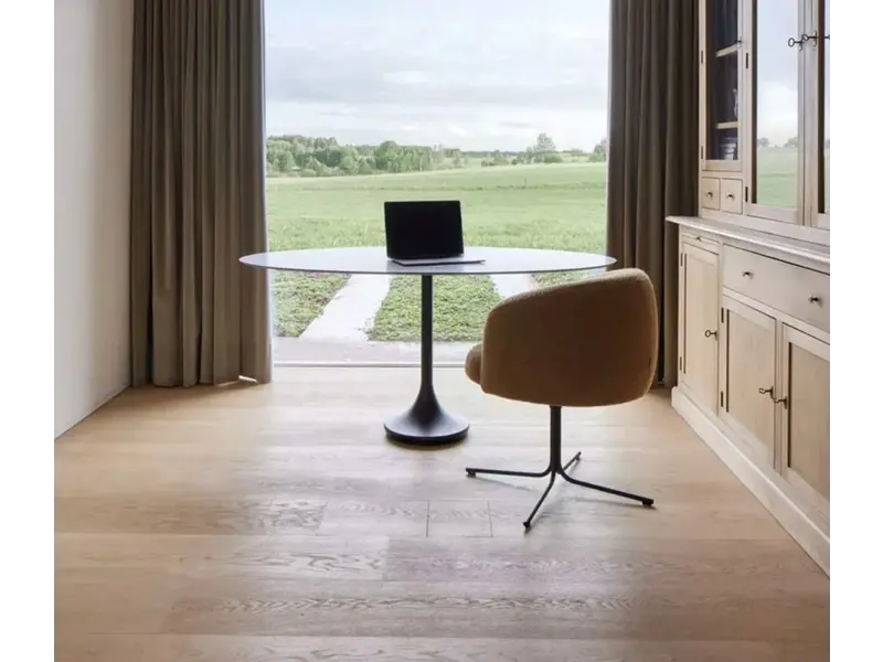Central round tafel keramiek