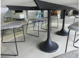 Joli Table Central Faux elyps Table Central Faux elyps