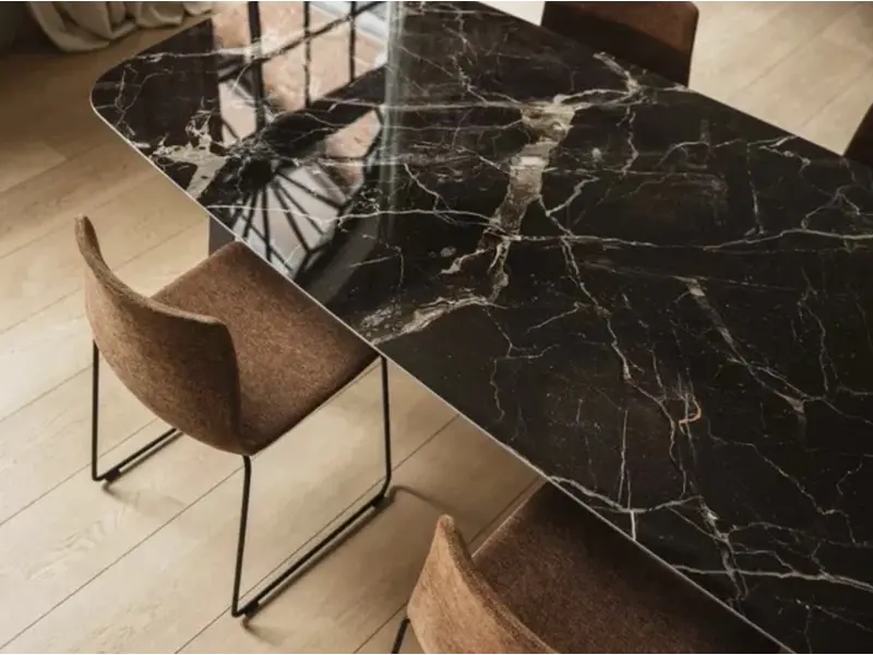 Joli Table Central Faux elyps Table Central Faux elyps