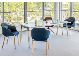 Ogi Wood Table en bois