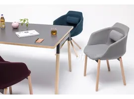 Ogi Wood Table en bois