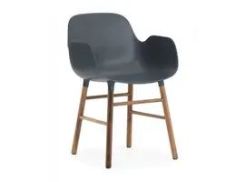 Form armchair walnoot