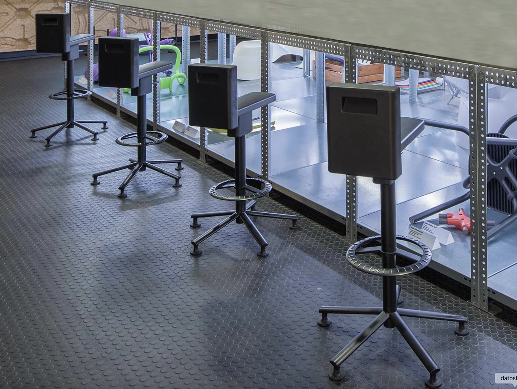 Magis 360° Swivel bureaustoel met wielen