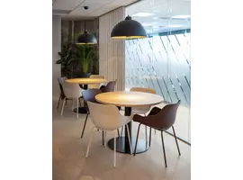 ST-Meeting ronde vergadertafel