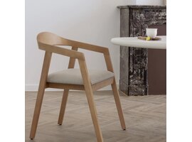 BNO Armand stoel in beukenhout met armleuningen – comfortabel design in naturel of bruin