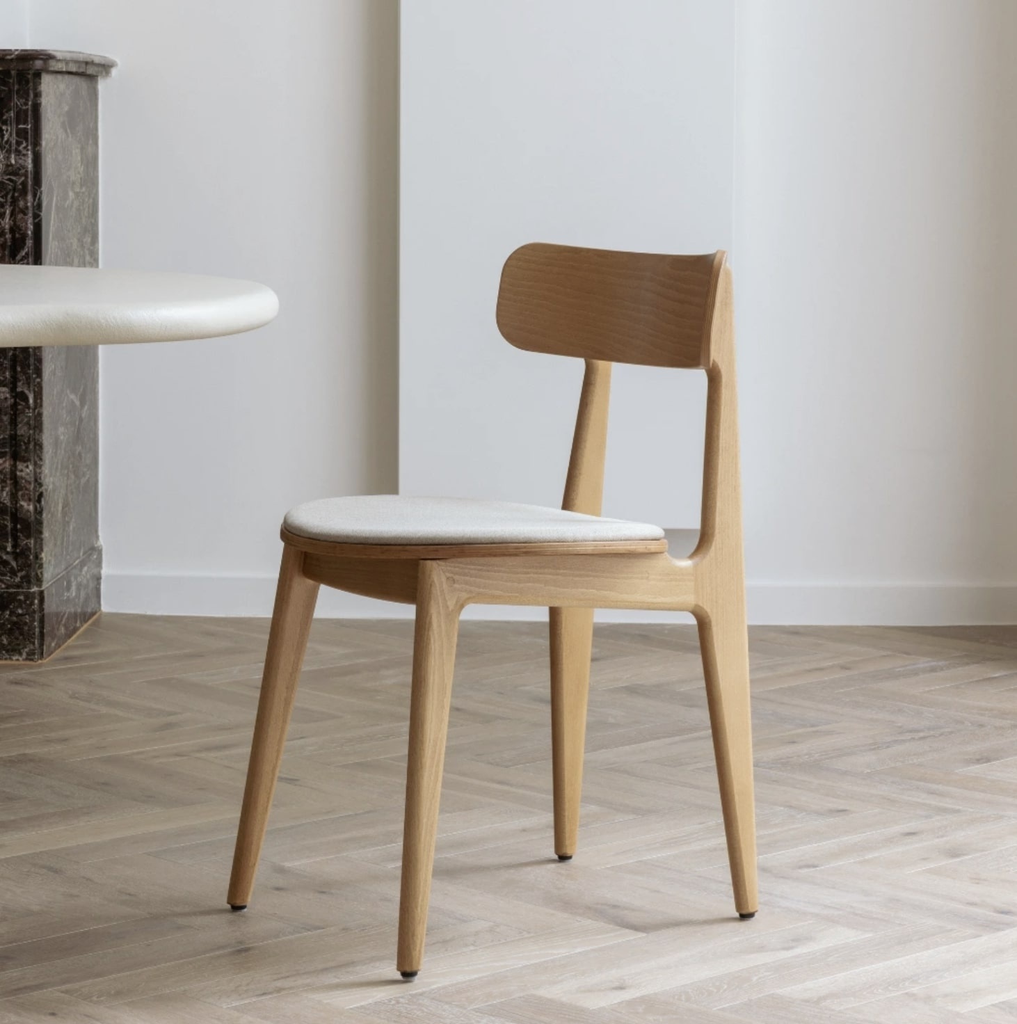 BNO BNO Celeste stoel in beukenhout – elegante designstoel in naturel of bruin