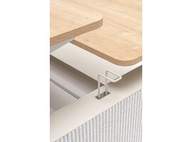 MDD Ogi Drive elektrisch verstelbaar zit-sta benchbureau met PET-viltpanelen – ergonomische en akoestische duo-werkplek