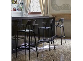 A.I. chaise de bar recyclée