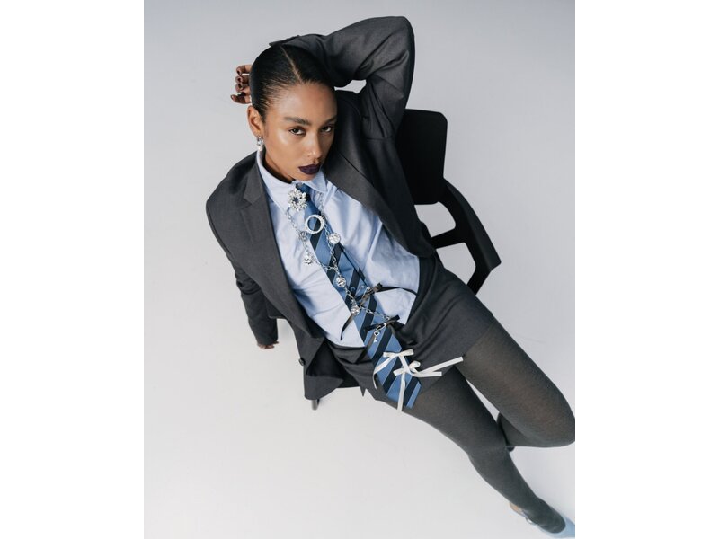 Se7en Nova vergaderstoel (voorheen LX007) – design slede stoel met Lucia stof