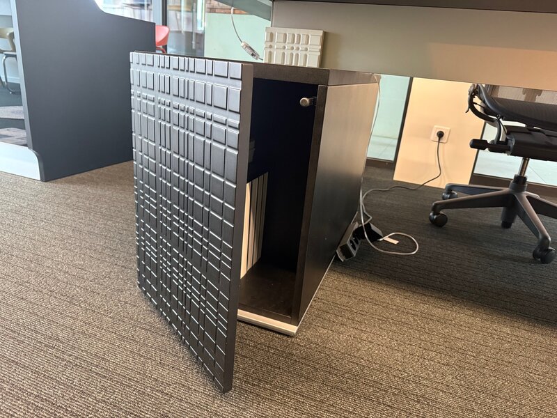 Ultom Modi hoekbureau met ladeblok – directiebureau design