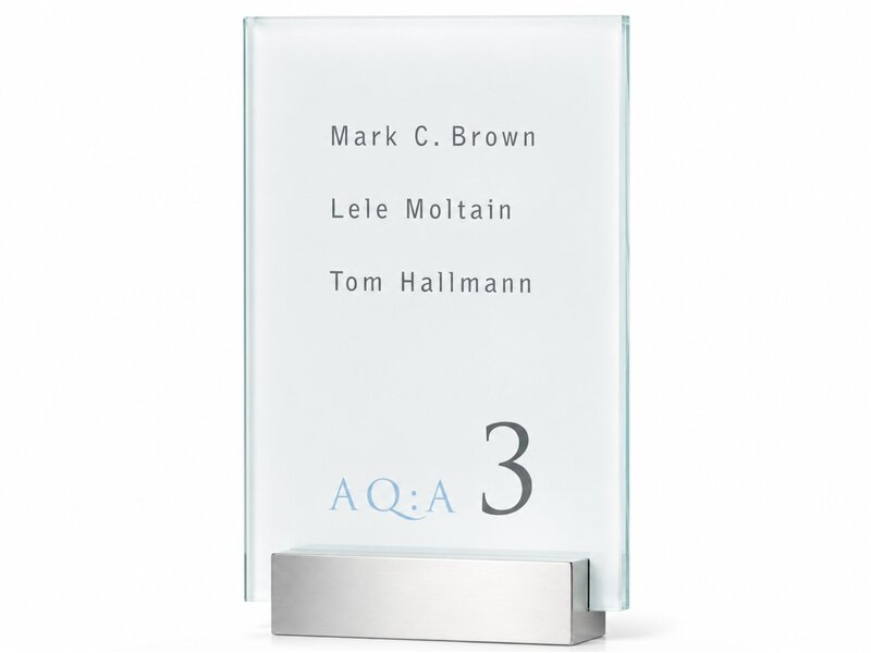 Sign Systems Clear plaque de porte - verre 16h x 10l x 2,4p cm Clear plaque de porte - verre 16h x 10l x 2,4p cm