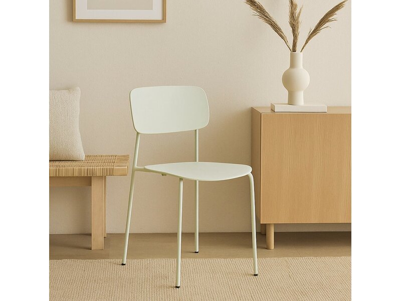 Kick collection KICK LIO eetkamerstoel – smalle kunststof stoel met retro design en metalen frame KICK LIO eetkamerstoel – smalle kunststof stoel met retro design en metalen frame
