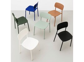 Kick collection KICK LIO eetkamerstoel – smalle kunststof stoel met retro design en metalen frame KICK LIO eetkamerstoel – smalle kunststof stoel met retro design en metalen frame