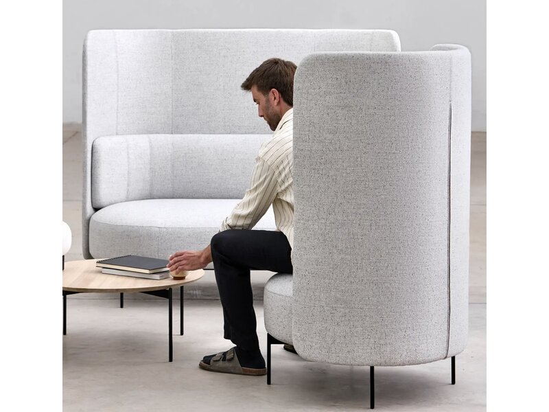Softline Softline JOE High Back lounge chair – fauteuil met hoge rug voor privacy en comfort Softline JOE High Back lounge chair – fauteuil met hoge rug voor privacy en comfort