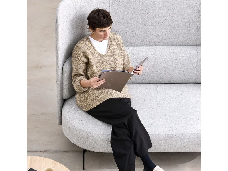 Softline Softline JOE Sofa High Back – compacte 2-zits sofa met hoge rug voor privacy en loungecomfort Softline JOE Sofa High Back – compacte 2-zits sofa met hoge rug voor privacy en loungecomfort
