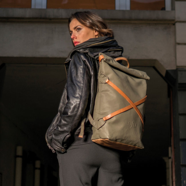 Aunts & Uncles 'Osaka' Fallen Rock - 10203-9