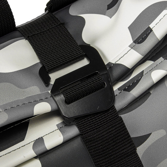 New Rebels Mart Roll-Top Backpack (S) Camouflage black/white