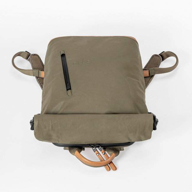 Aunts & Uncles 'Tokio' Fallen Rock- 10207-9