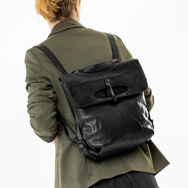 Aunts & Uncles 'Mrs. Mince Pie' - Black Smoke  - 40347-0