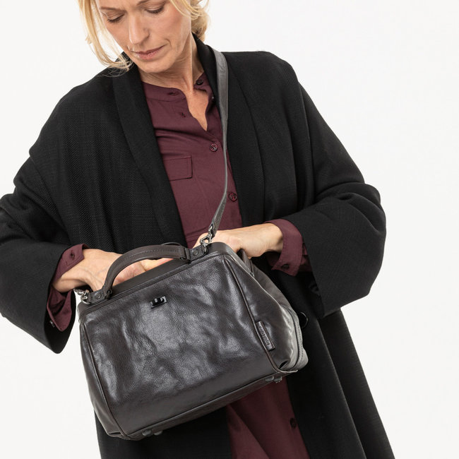 Aunts & Uncles 'Mrs.Custard Pie' - Black - 40477-0