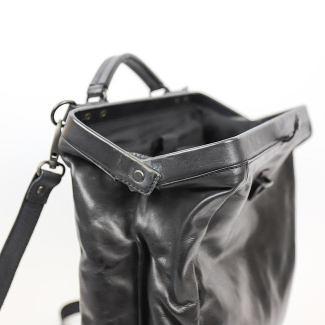 Bear Design  'Sheldon' Zwart  - CL 42221, Cow Lavato Collectie