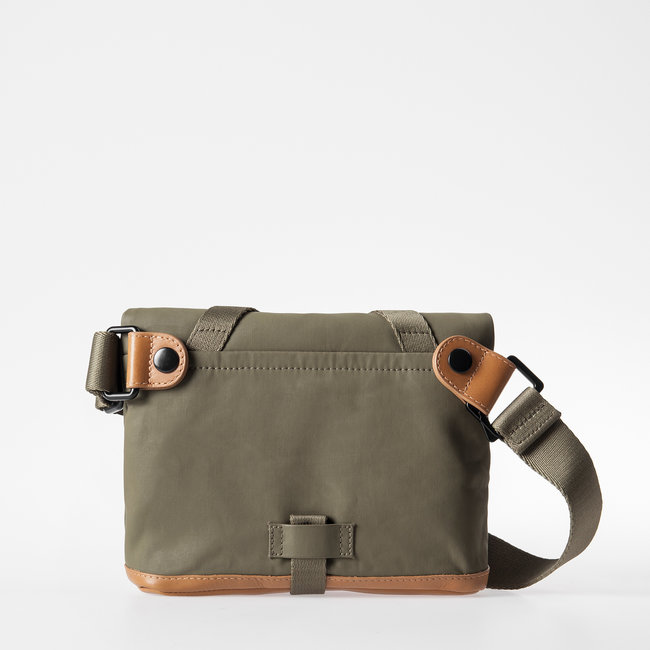 Aunts & Uncles 'Tsu' fallen rock- 10227-9