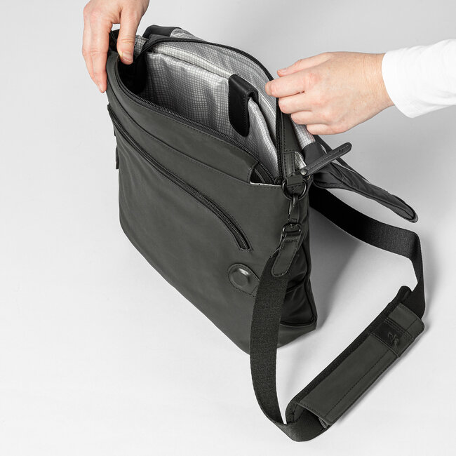 Aunts & Uncles 'Matsumoto' Volcanic Ash - 10210-47