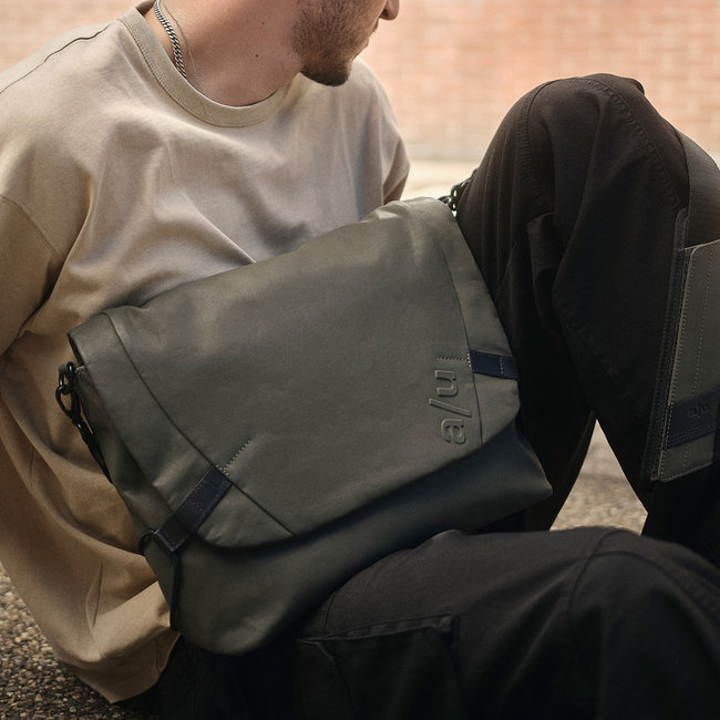 Aunts & Uncles 'Matsumoto' Volcanic Ash - 10210-47