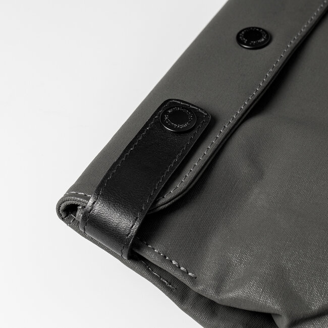 Aunts & Uncles 'Yokohama' Volcanic Ash - 10214-47