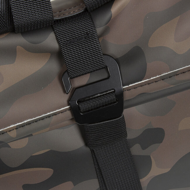 New Rebels Mart Roll-Top Backpack (S) camouflage