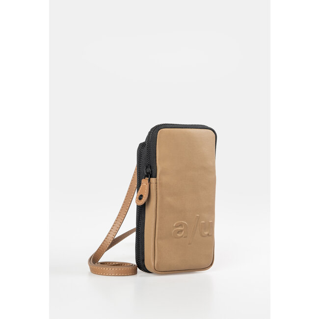 Aunts & Uncles 'Uji' Tapir  - 10225-5