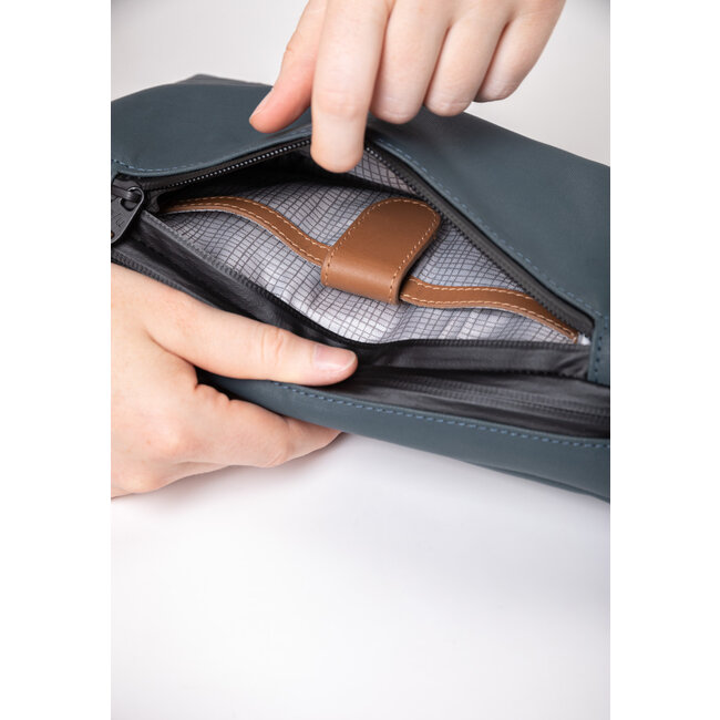 Aunts & Uncles 'Himeji' Cosmic void - 10228 - 29