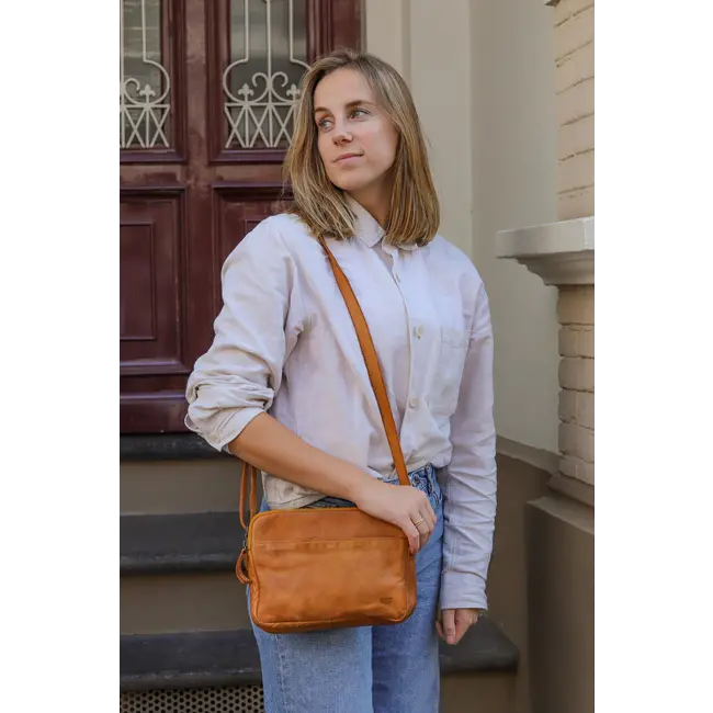 Bear Design  'Vieve'  Cognac - CL43580, Cow Lavato Collectie