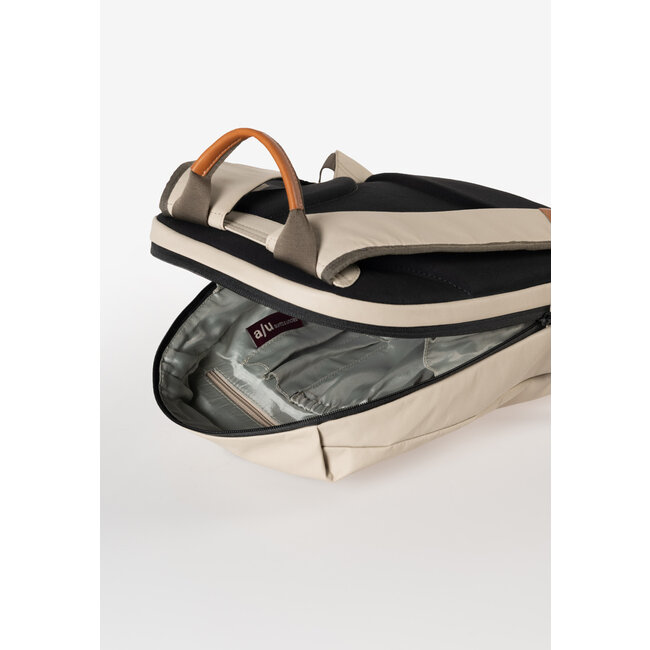 Aunts & Uncles 'Kumotsu RE' Dust - 10410-24