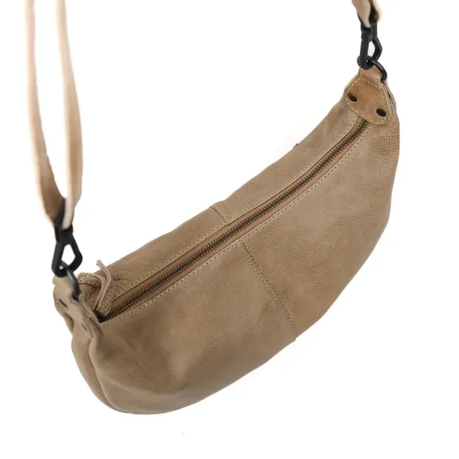 Bear Design 'Betty'  Baltic Beige - CL 44894, Cow Lavato Collectie