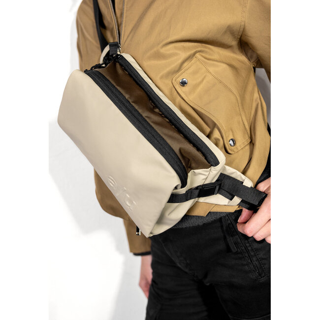 Aunts & Uncles 'Ishikari RE' Dust - 10404-24