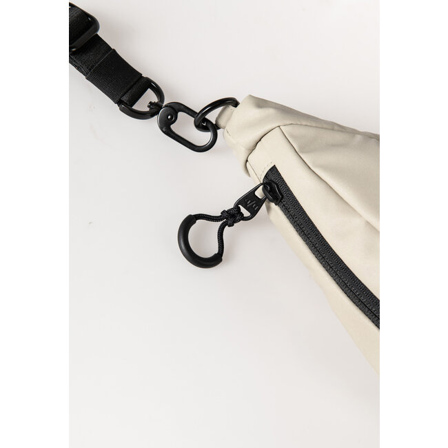 Aunts & Uncles 'Yoshii RE' Dust - 10407-24