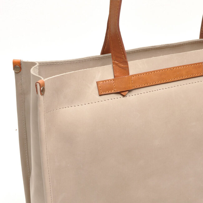 Berba bags & wallets Barbarossa schoudertas 825-116-30 Cemento