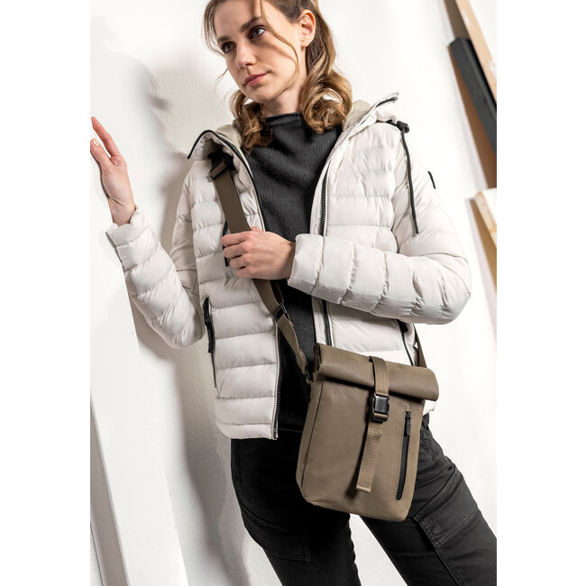 Aunts & Uncles 'Yodo RE' Fallen rock - 10402-9