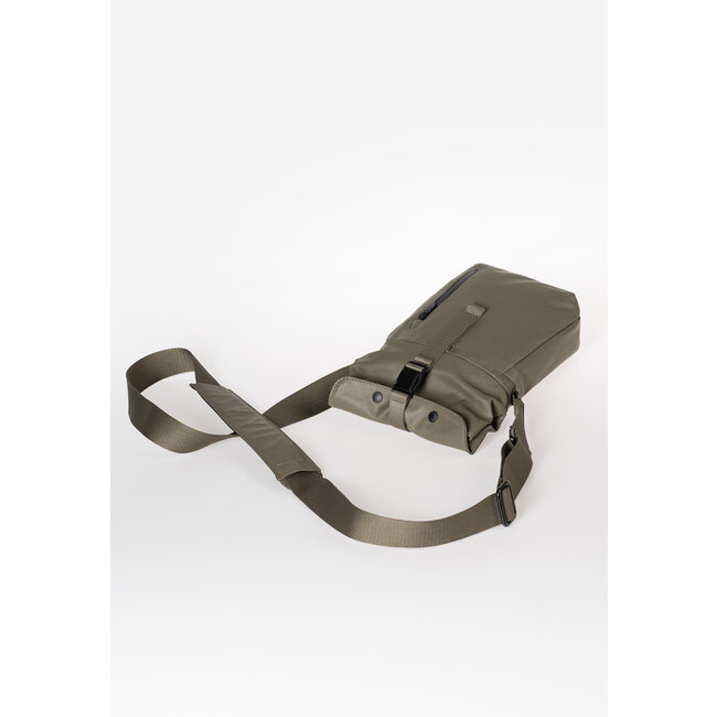 Aunts & Uncles 'Yodo RE' Fallen rock - 10402-9